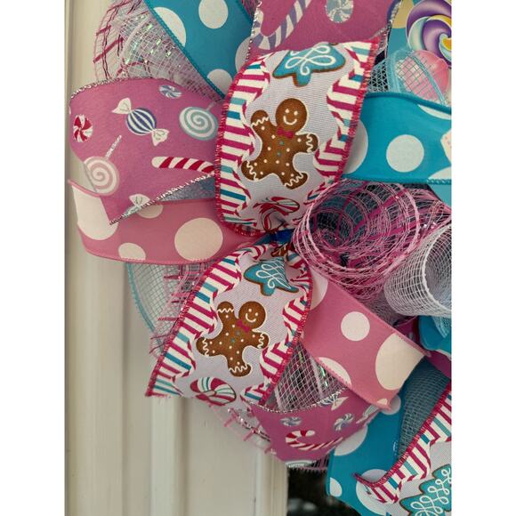 Gingerbread Girl Candy Christmas Wreath | Sweet Treats Holiday Wreath Decor - Picture 3 of 8